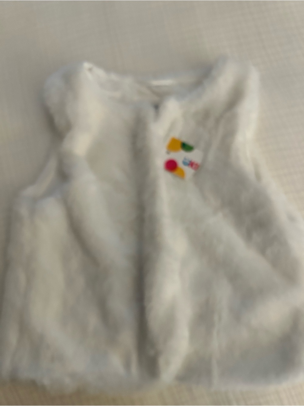New Girls White Faux Fur Vest (size xs)